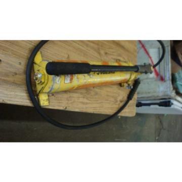 Enerpac Porta Power P-80 Hydraulic Hand Pump 10,000 PSI WORKS FINE