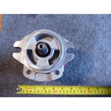 NEW HONOR GEAR PUMP P206RU01DD