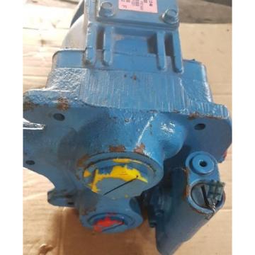 origin Eaton Vickers Hydraulic Pump PVE19AR05AB10B16240001001AGCDF / 02-341636