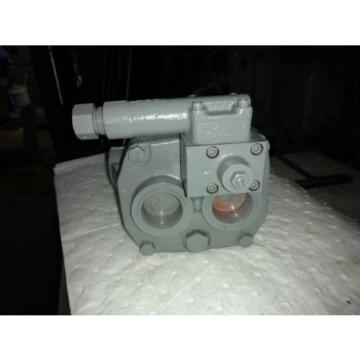 Hydraulic Pump Vickers PVB 15 RSY 31 201cubic inches per revolution