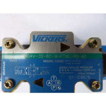 Vickers DG4V-3S-6C-M-FTWL-B5-60 Directional Control Valve   Origin