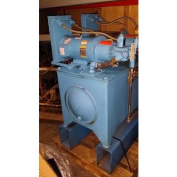 Continental Hydraulic Power unit PVR6-6B15-RF-0-6-H Vickers, DUAL PUMP MOTOR HEs