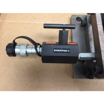 Enerpac RSM300 30 Ton 1/2 inch stroke Hydraulic Cylinder mounted in press