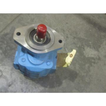 NEW PERMCO HYDRAULIC PUMP # M5100A7860FXQ25-32