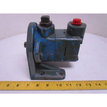 V10-2P6P-1C20 Hydraulic Vane Pump 6 Gal/Min w/Foot Mount Adaptor 1&#034;NPT Ports