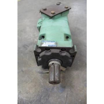 REBUILT CHAR-LYNN EATON 32 3 109 1055 004HB HYDRAULIC PUMP 1-1/4#034; SHAFT DIA