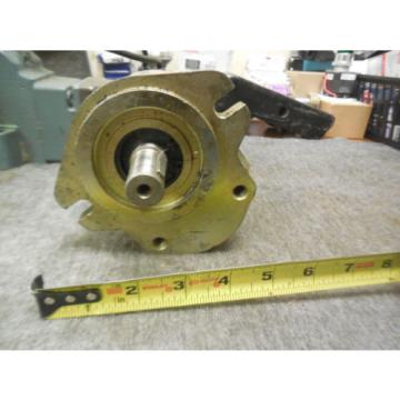 NEW REXROTH GEAR PUMP # 9510-390-073