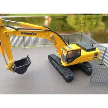 Oxford 76KOM001 Komatsu PC340 Stand Boom Excavator Yellow 1:76 Scale