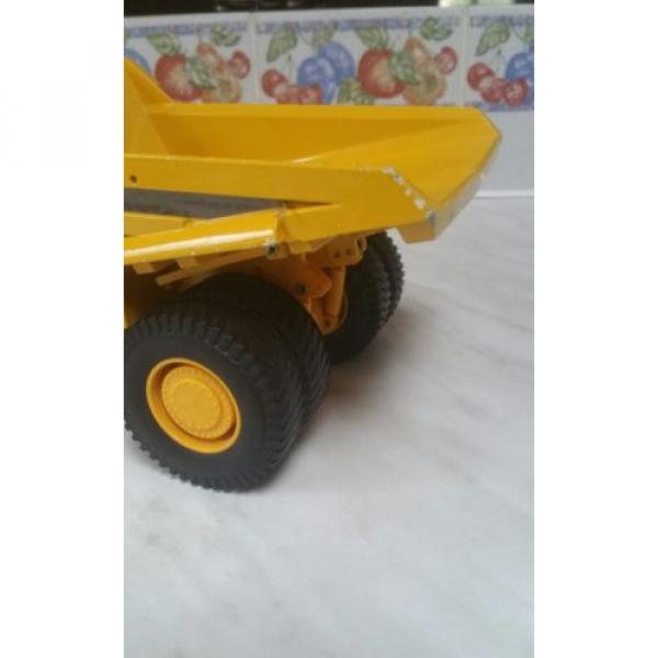 KOMATSU DUMP TRUCK HD785 DIECAST #11 image