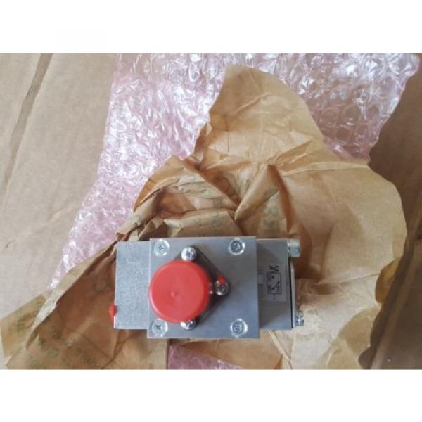 New Komatsu Mining Germany Pressure Control Switch 341 754 40 / 34175440 #2 image