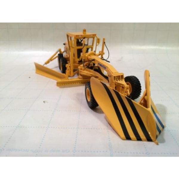 First Gear Conrad NZG Komatsu GD655 motorgrader with Snow Wing and V plow #2 image