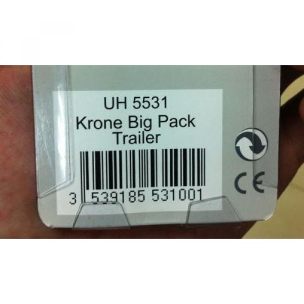Universal Hobbies Komatsu UH 5531 Krone Big Pack Trailer Key chain Keyring #3 image