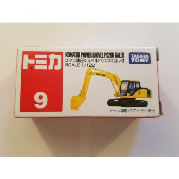 1 122 Komatsu Power Shovel PC200 by Takara Tomy #1 image