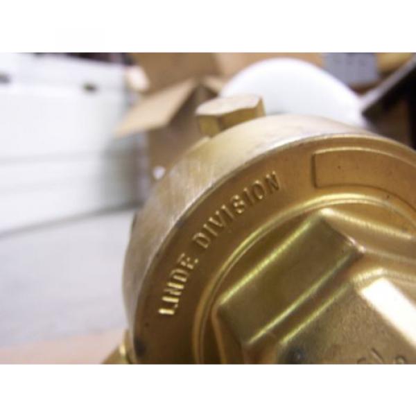 Union Carbide Corp. BRASS Gas/Oxygen Regulator Linde Division #10 image