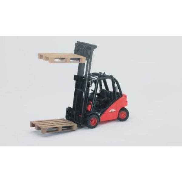 Bruder 02511 Linde fork lift H30D with pallets Scale 1:16 German Tough Realistic #5 image