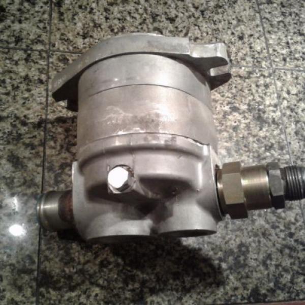 CROSS HYDRAULIC PUMP # 300420 20gpm #1 image