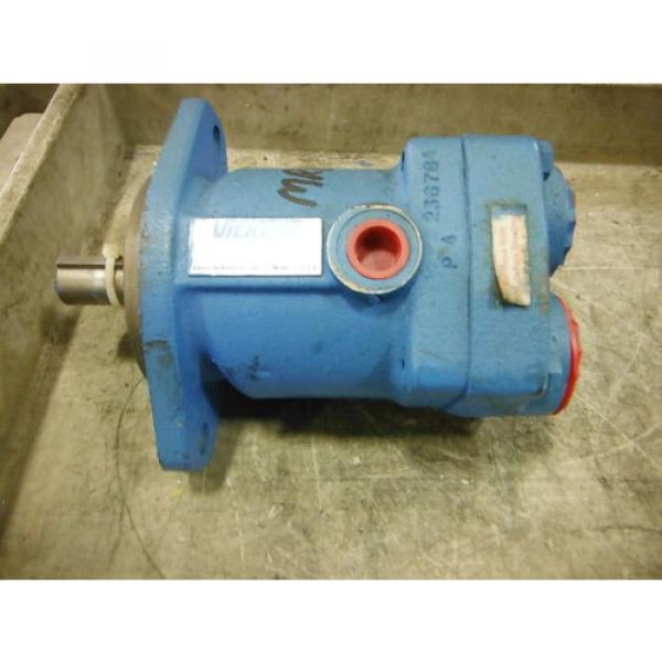 VICKERS HYDRAULIC PUMP PFB10RY31 ~ USED #1 image