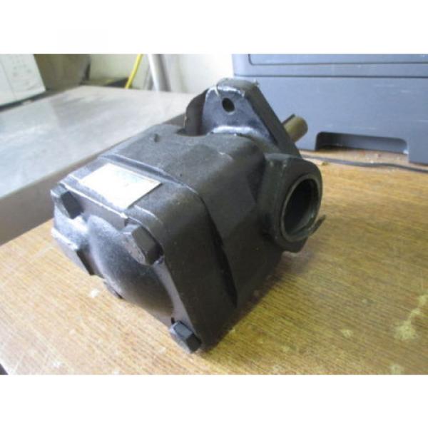 VICKERS VANE PUMP V20 1P13P 1A 11 #4 image