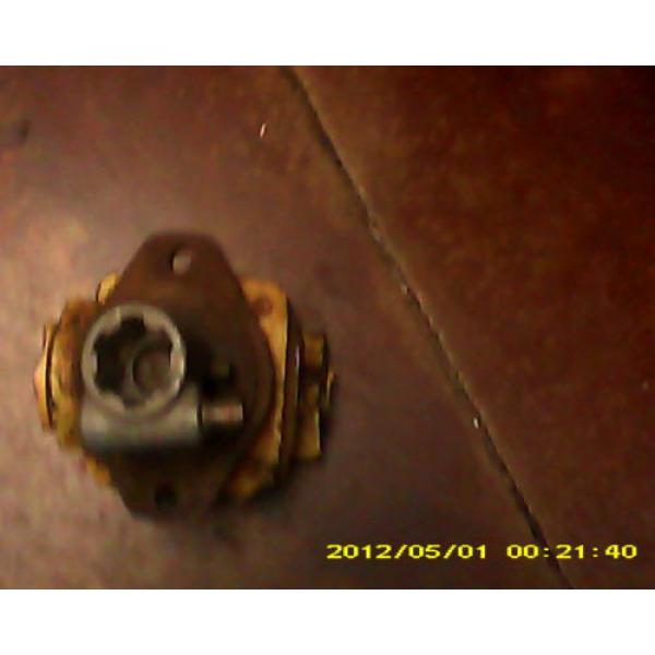 Vicker#039;s Vane Hydraulic Pump  for Ford 3400 #1 image