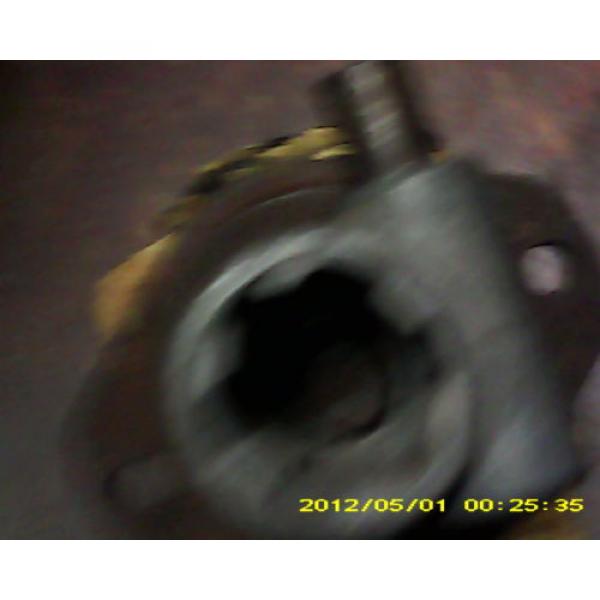 Vicker#039;s Vane Hydraulic Pump  for Ford 3400 #3 image