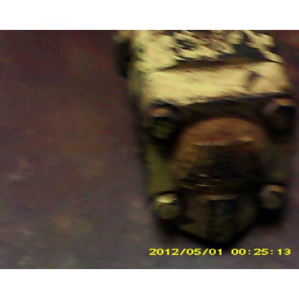 Vicker#039;s Vane Hydraulic Pump  for Ford 3400 #4 image