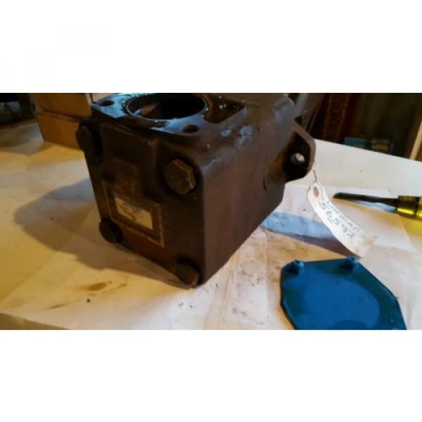 VICKERS VANE PUMP 45V 42A 1A22 LH 02-137140R #2 image