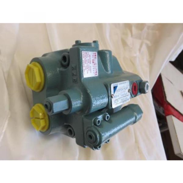 NEW DAIKIN Piston Pump V15A R-95 65-LC-18353 + Cylinder Block PV90R100 NIB #3 image