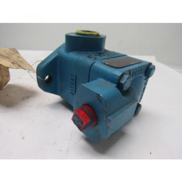 Vickers V10 1P5P B20 Hydraulic Vane Pump 5GPM 1#034; NPT Inlet 1/2#034; NPT Out #6 image