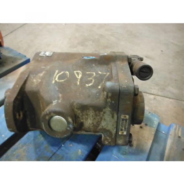 VICKERS HYDRAULIC PUMP PVB20 FLS10 CM810 ~ USED #4 image