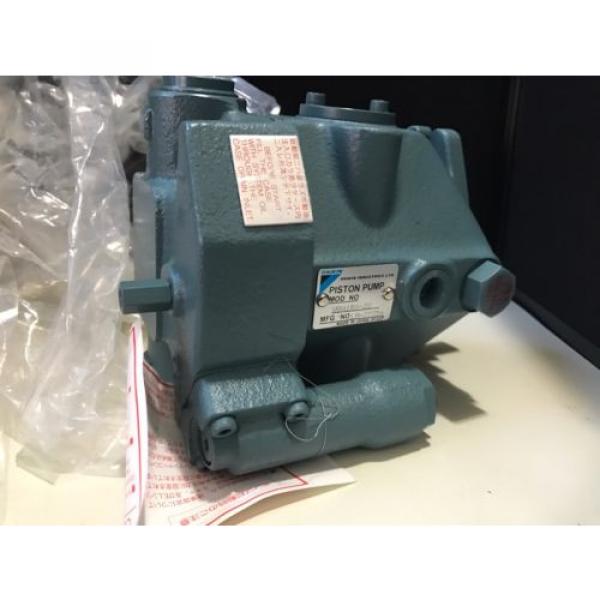 New Genuine Daikin Piston Pump V8A1RX-20 #9 image