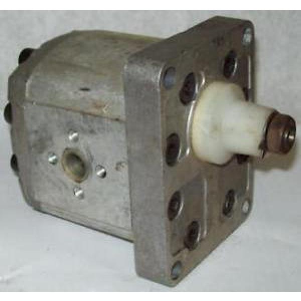 Sundstrand Sauer Hydraulic Pump TFP200/11DC0/01/7G #1 image