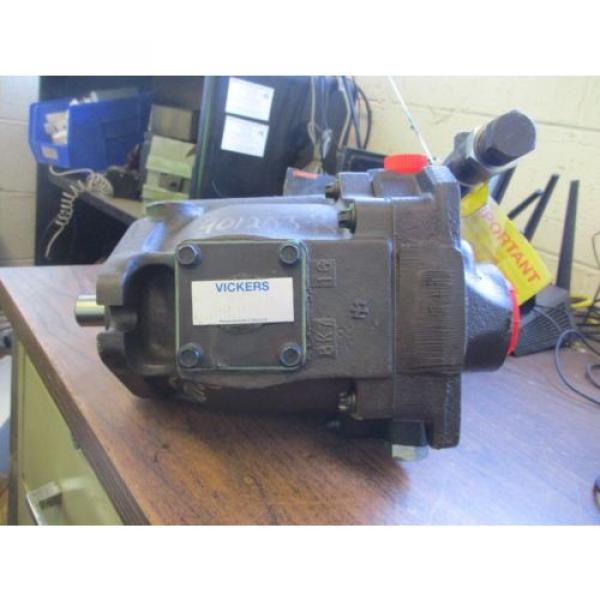 Origin VICKERS HYDRAULIC PUMP PV040B2RSE1F20 C21D12 #1 image