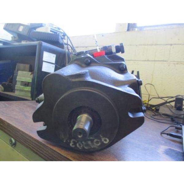 Origin VICKERS HYDRAULIC PUMP PV040B2RSE1F20 C21D12 #3 image