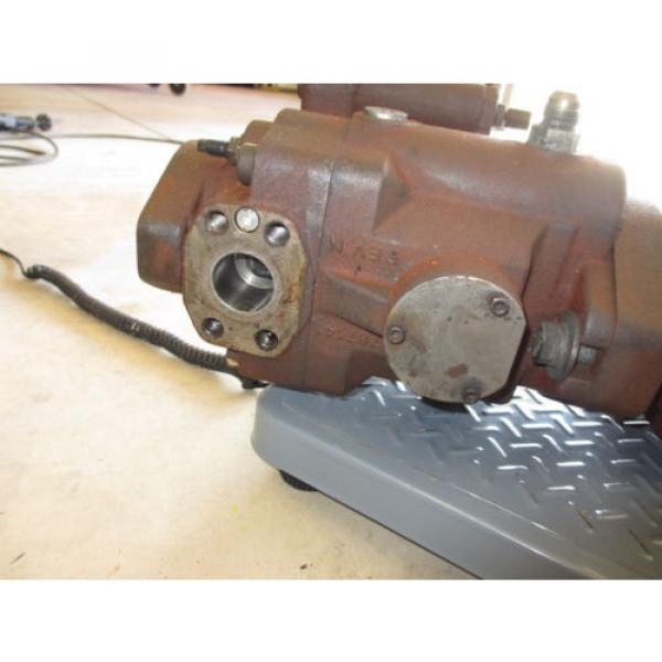 Parker PVP33302R26B1V21 Tandem Hydraulic Pump PVP33202R26A421 #10 image