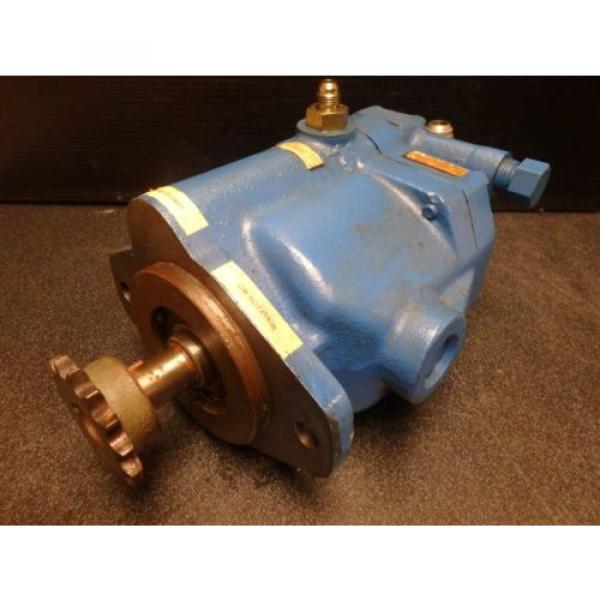 Vickers Hydraulic Pump PVB10 RSY 31 CM 11 _ PVB10RSY31CM11 #3 image