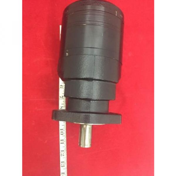 ONE NEW PARKER HANNIFIN Hydraulic Motor TG0335MS010AAAA #8 image