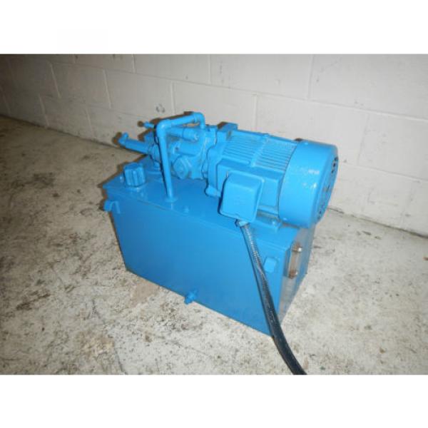 Daiken AIR-40XK-422P 1.5kw/2HP 5 GPM Hydraulic Pumping System #1 image