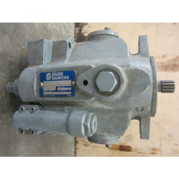 DANFOSS-L38-7053 HYDRAULIC PUMP #2 image