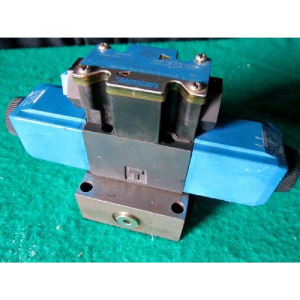 VICKERS HYDRAULIC CONTROL DIRECTIONAL VALVE DG4V-3-6C-M-Fw-H7-60 Origin #1 image