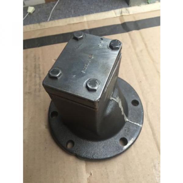 NOS Meritor Oil Pump A-3303-J-10 M939 #2 image