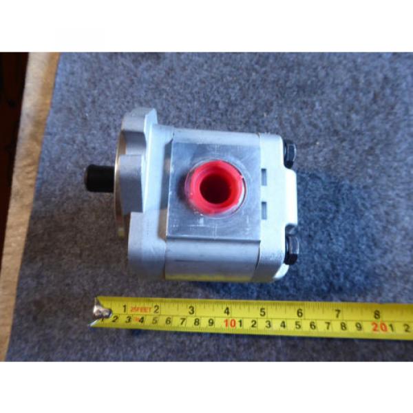 NEW HONOR GEAR PUMP P206RU01DD #1 image