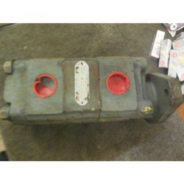 COMMERCIAL HYDRAULIC PUMP # P30B697BEYL20-98BYL20 MAGIC INDUSTRIES  MOD 35 #1 image