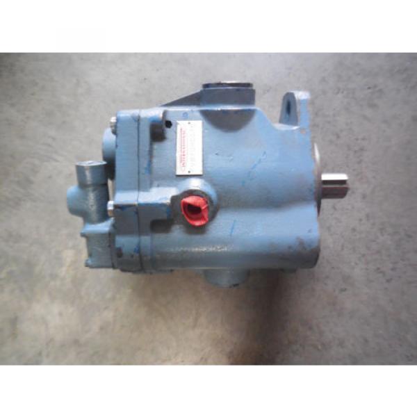 Origin INTERNATIONAL VICKERS PISTON PUMP PVB20RCG70 #1 image