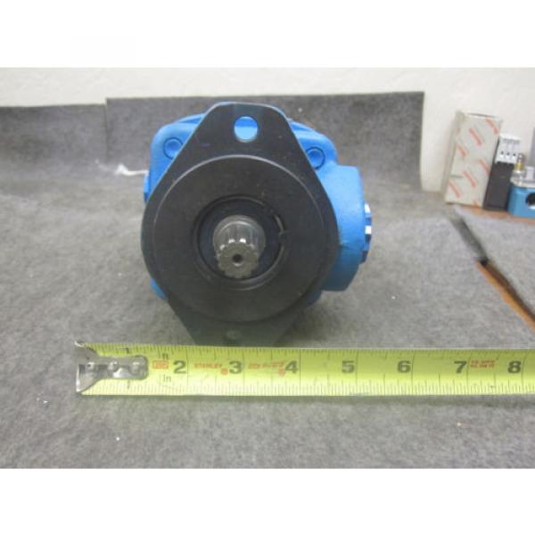 Origin INTERNATIONAL POWER STEERING PUMP 1667496C92, V20NF-1D9T-138C5022L-079 #2 image