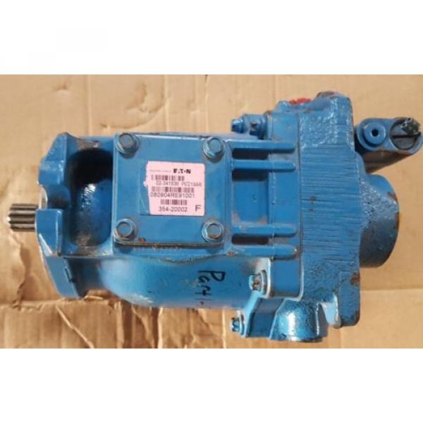 origin Eaton Vickers Hydraulic Pump PVE19AR05AB10B16240001001AGCDF / 02-341636 #1 image