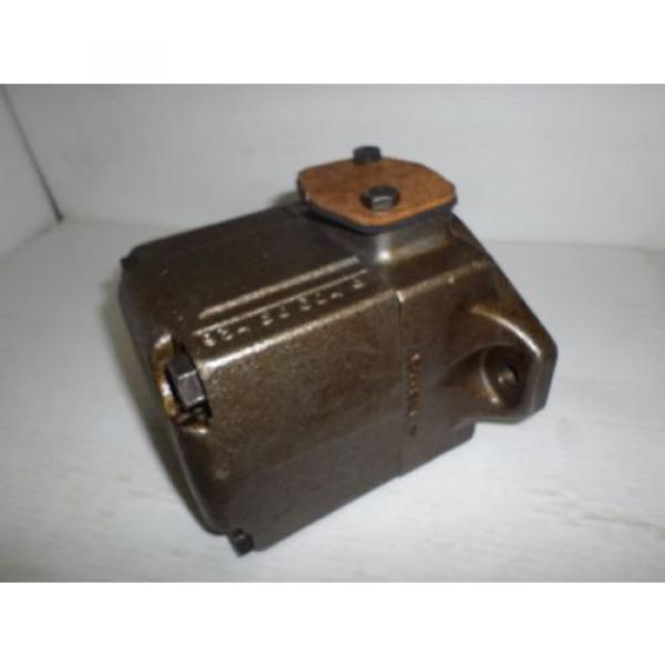 Origin DENISON HYDRAULICS T6C 005 3R02 B1 N0P HYDRAULIC PUMP #7 image