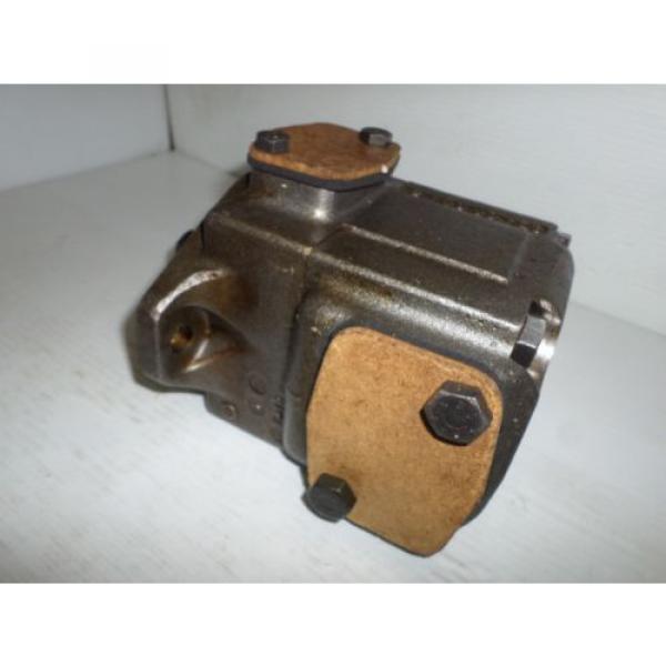 Origin DENISON HYDRAULICS T6C 005 3R02 B1 N0P HYDRAULIC PUMP #9 image