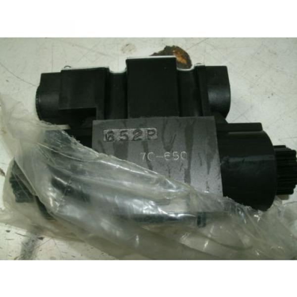 Daikin Solenoid Controlled Hydraulic Valve LS-G02-7CA-25-EN-650 100V 50/60HZ Origin #2 image