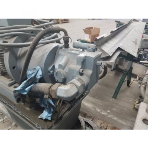 Daikin Piston Pump V38A3RX-85 with FOMP 160L-4 motor, includes tank and fittings #1 image