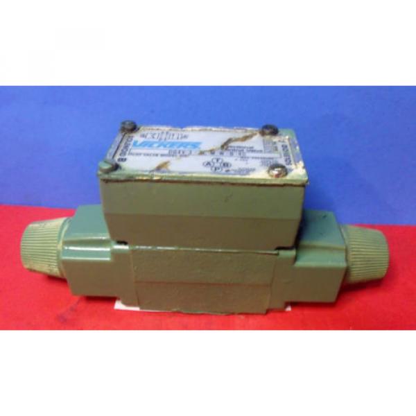 Vickers Hydraulic Directional Control Valve DG4V-3-2C- M -W-B-40   [372] #1 image